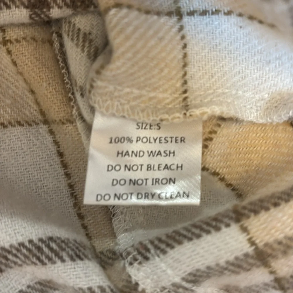 Oversized Plaid Button-Up Shacket - Picture 5 of 6